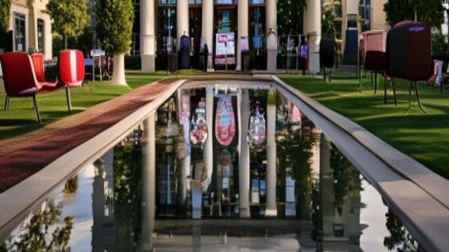 Trump's Reflecting Pool Incide