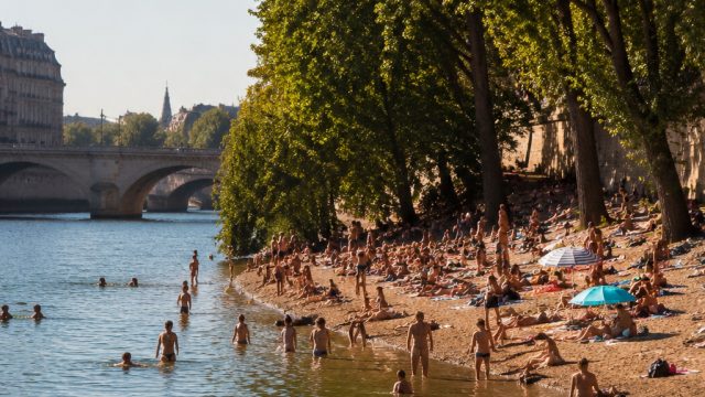 Essay: 40 people drown as Fran